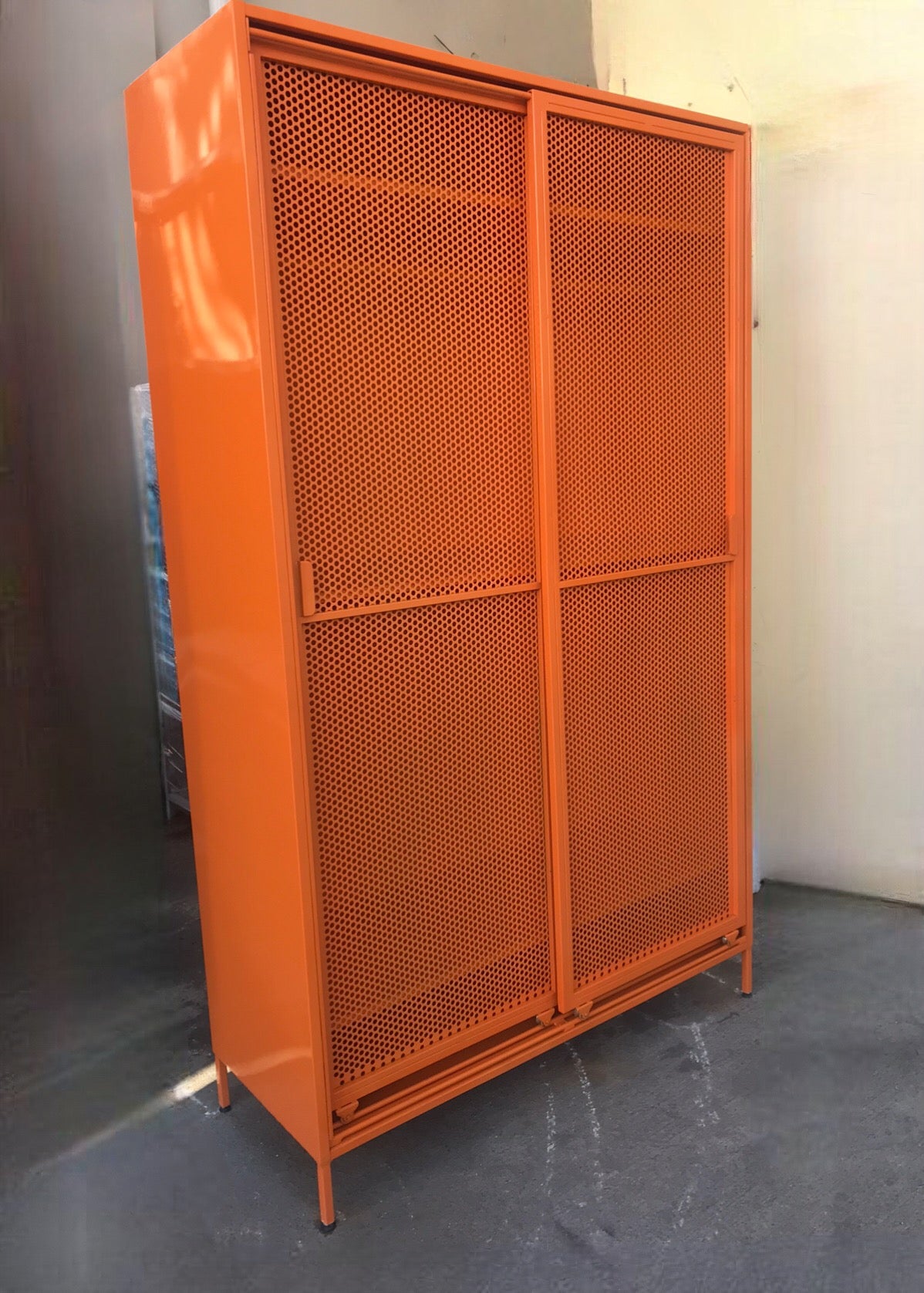 Magna Wardrobe